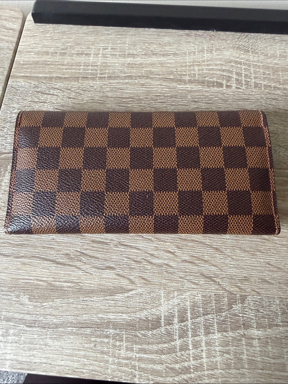 Authentic Louis Vuitton Sarah Wallett - Picture 5 of 7